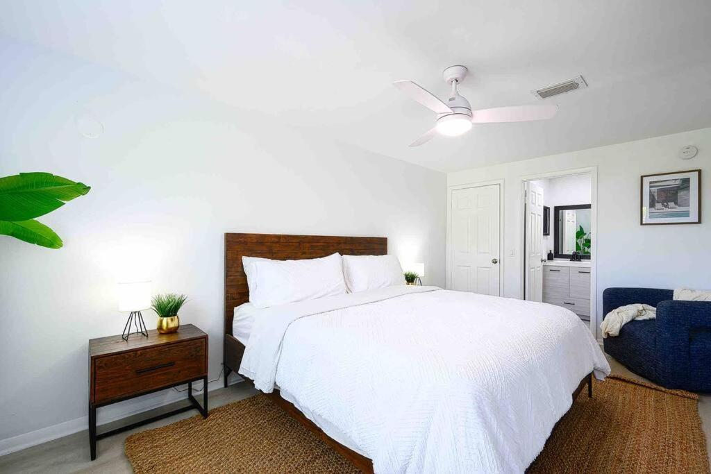 The Suzana Sunrise- 5 Minutes To Vanderbilt Beach! * Nueva York